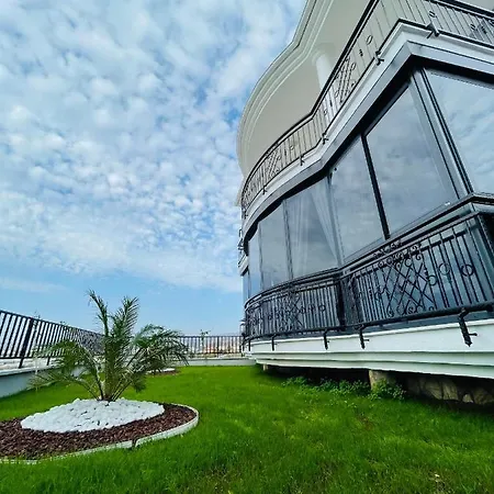Alayna'S Dream Vacation Villa Вилла